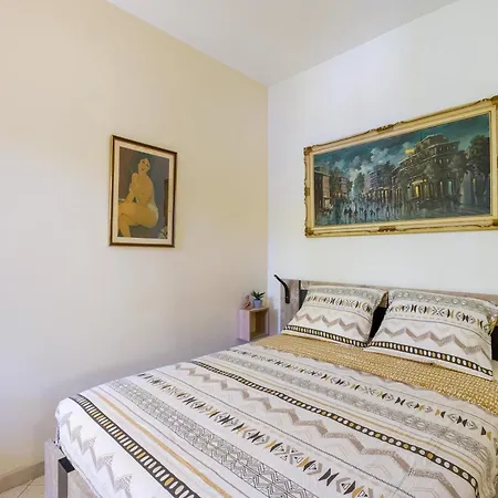 Grand Bougainvillee *