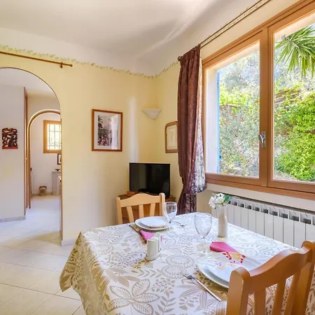 Apartment Grand Bougainvillee