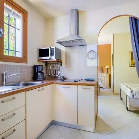 Apartman Grand Bougainvillee