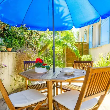 Grand Bougainvillee Apartman